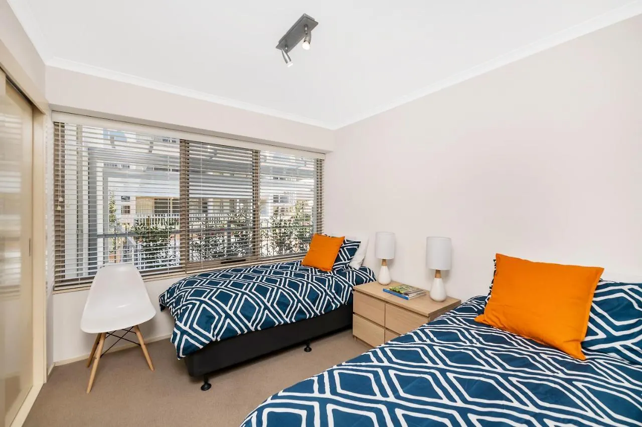 The Summit E2 Kingston Act Apartment