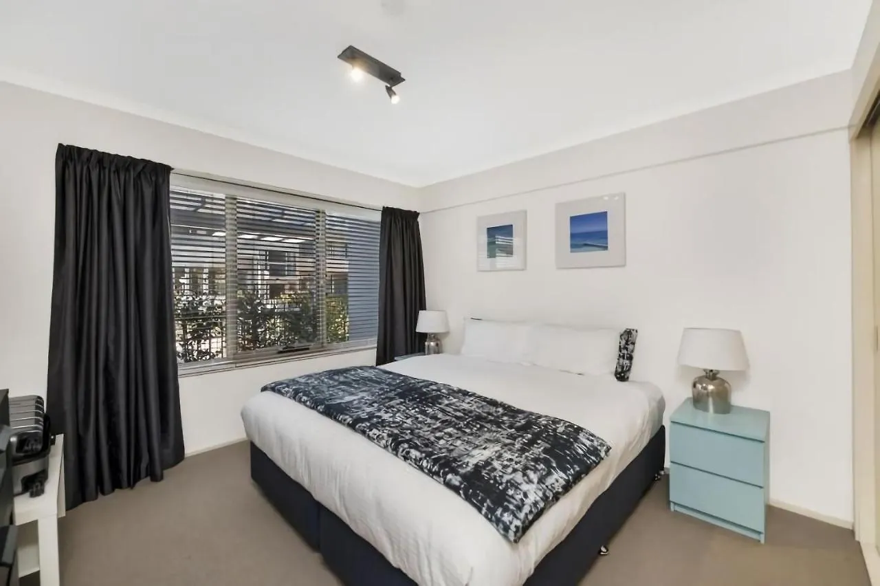 The Summit E2 Kingston Act Apartment