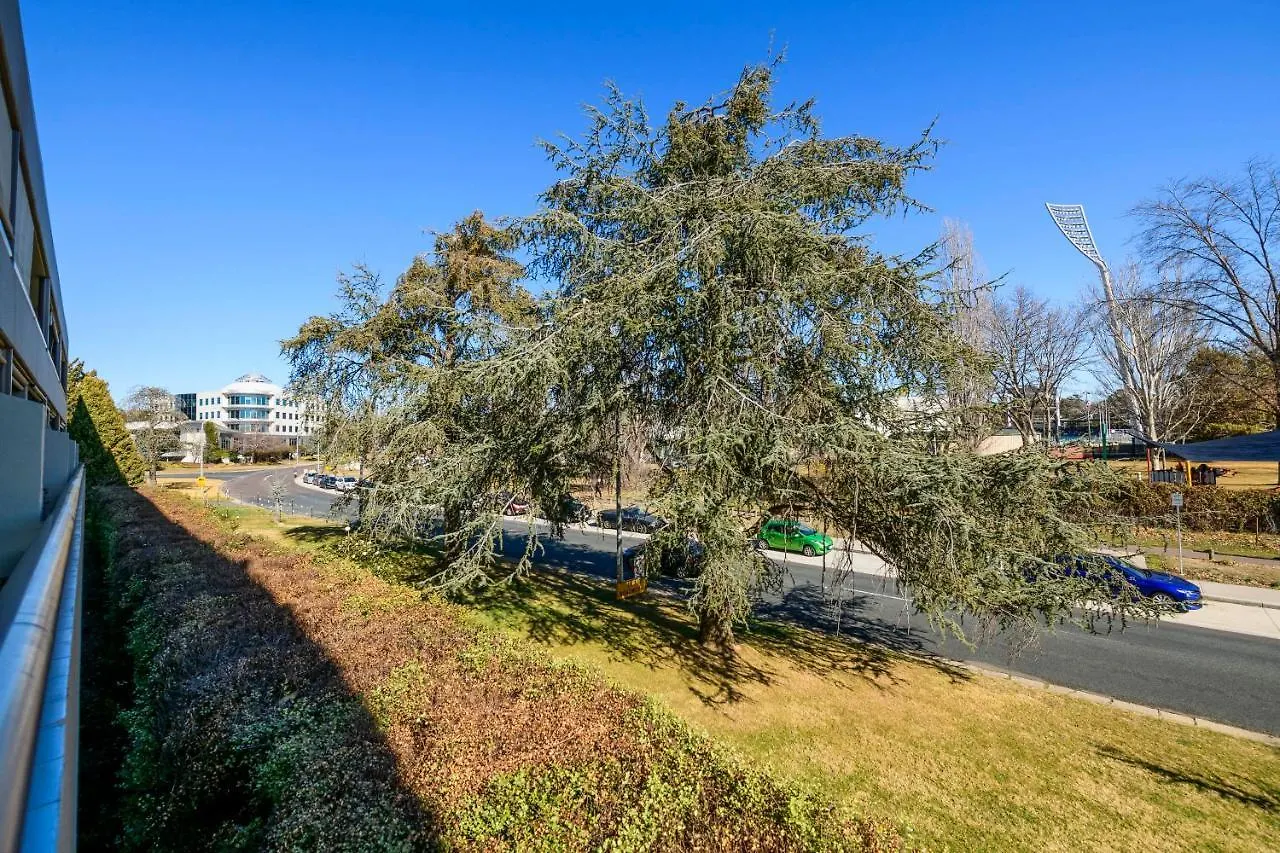 Accommodate Canberra - The Summit Appartement